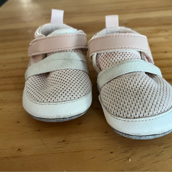 Robeez Shoes Pale Pink Rome By Robeez Baby Shoes Size 62 Months